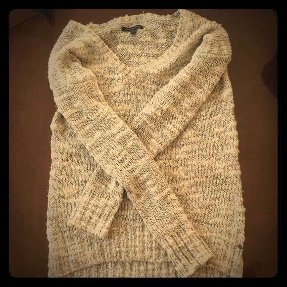 Light pullover sweater - Picture 1 of 2
